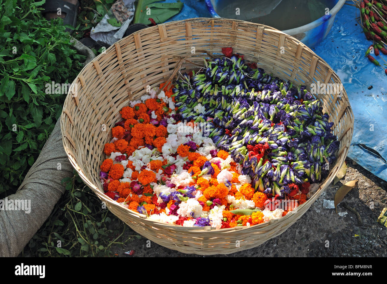 The Flower Market, Malik Ghat, Kolkata or Calcutta, West Bengal, India