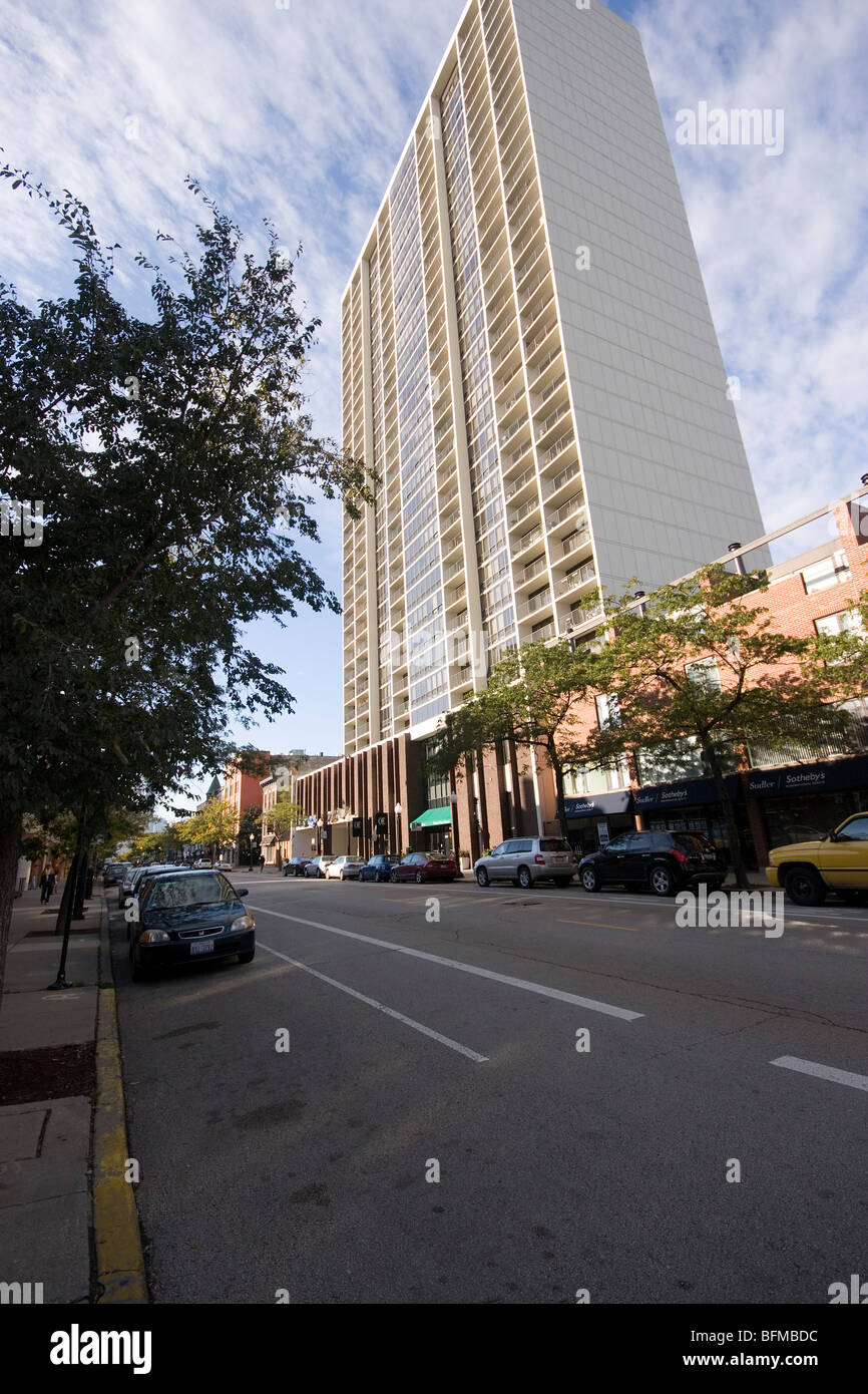 Wells Street Old Town Triangle Chicago Stock Photo Alamy