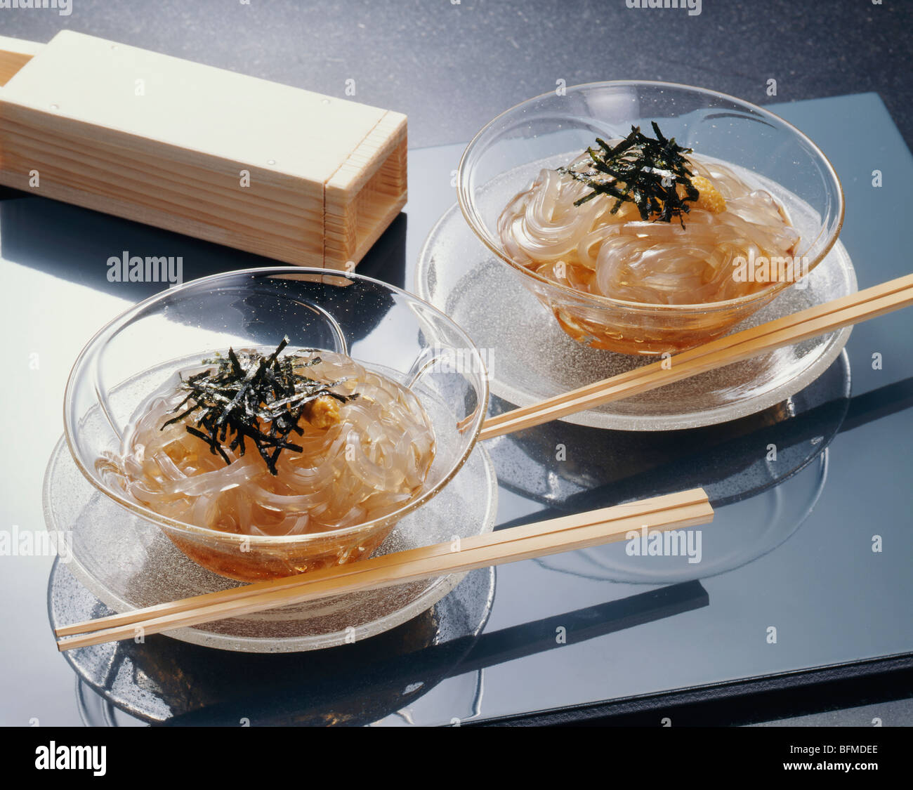 Two cups of Japanese gelatin noodles, black background Stock Photo Alamy