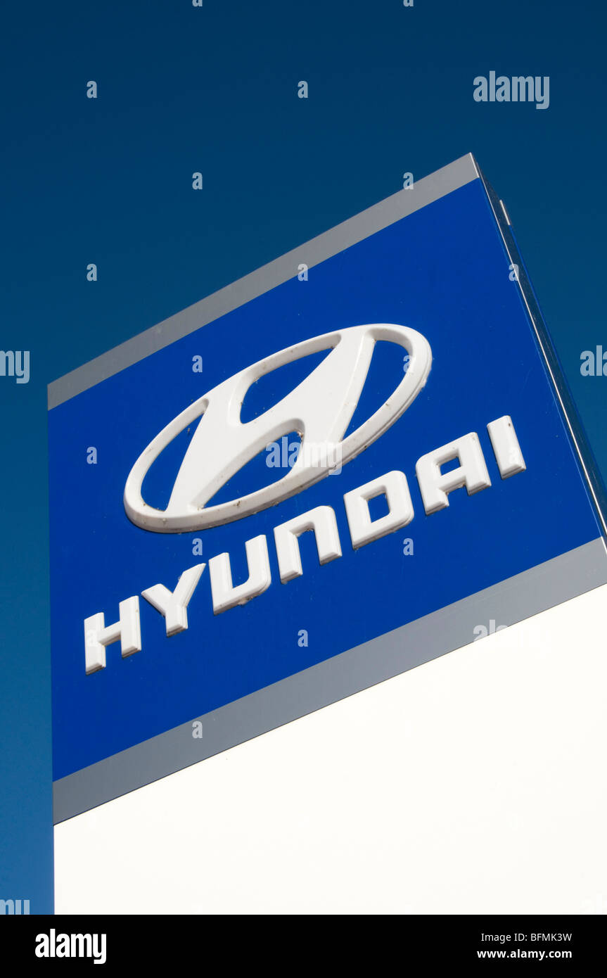 hyundai south korea korean car maker manufacturer cars industrial corporation bage brand brands logo logos cheap maker pony bran Stock Photo