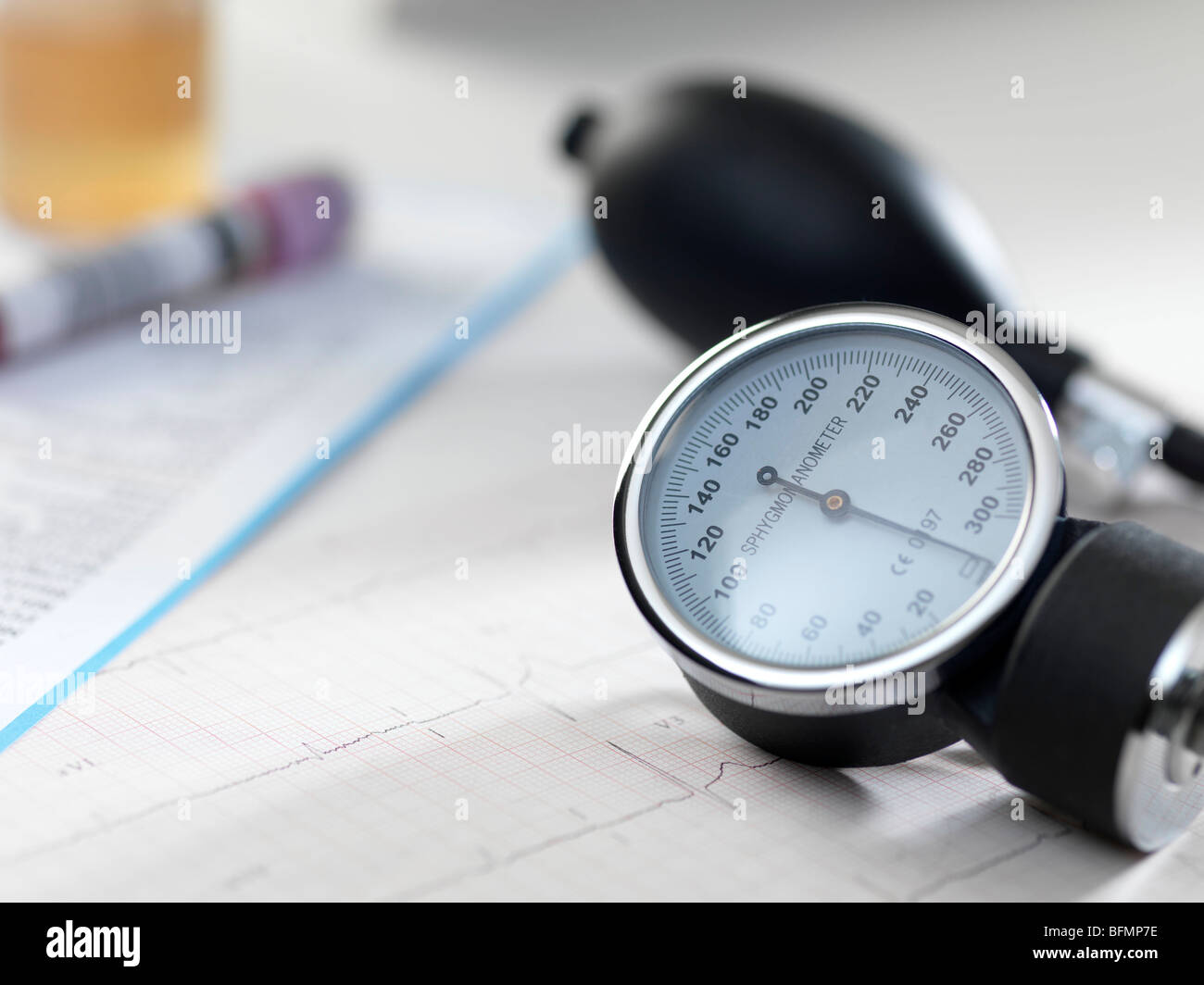 Blood pressure gauge Stock Photo Alamy
