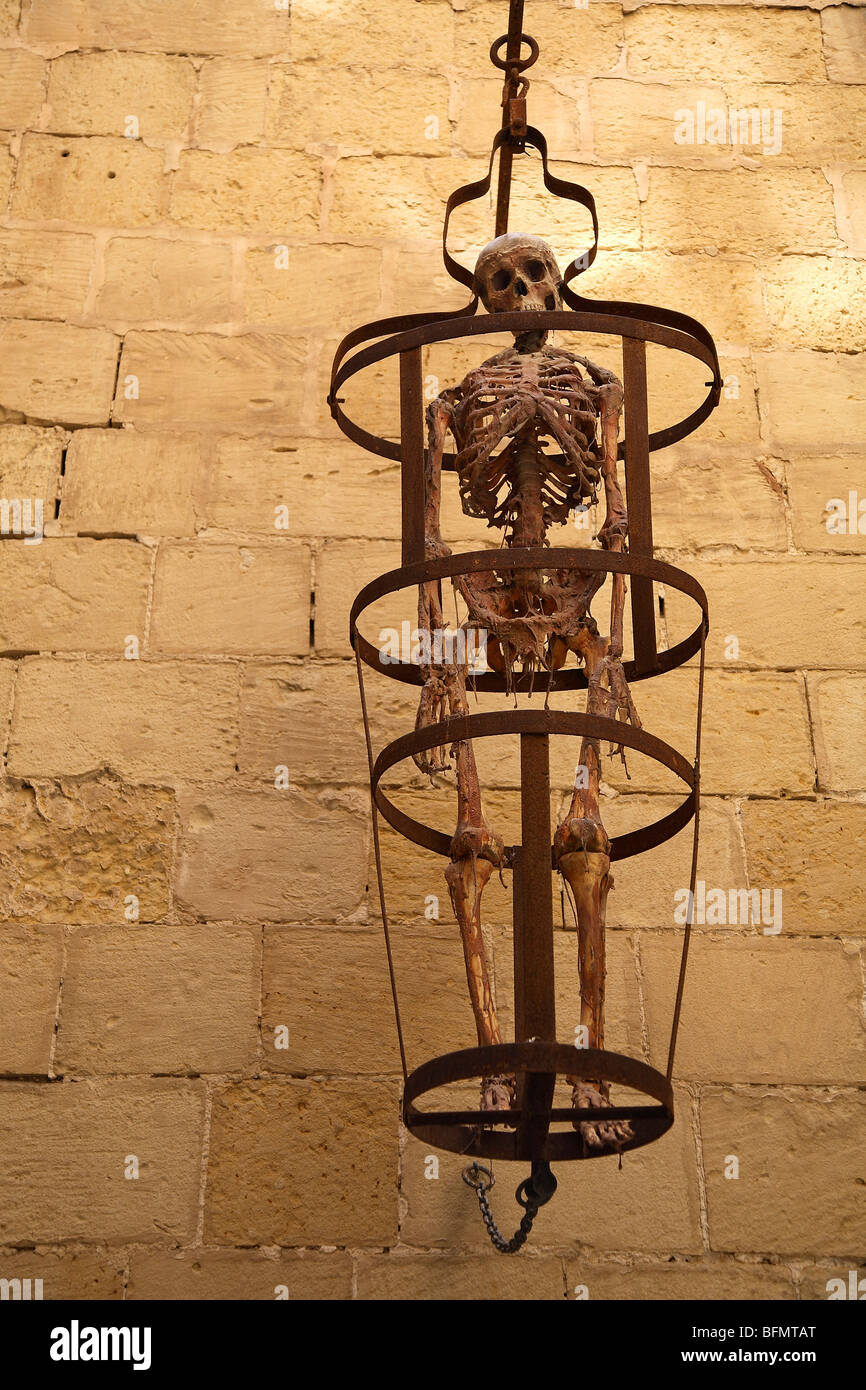 Gibbet cage hi-res stock photography and images - Alamy