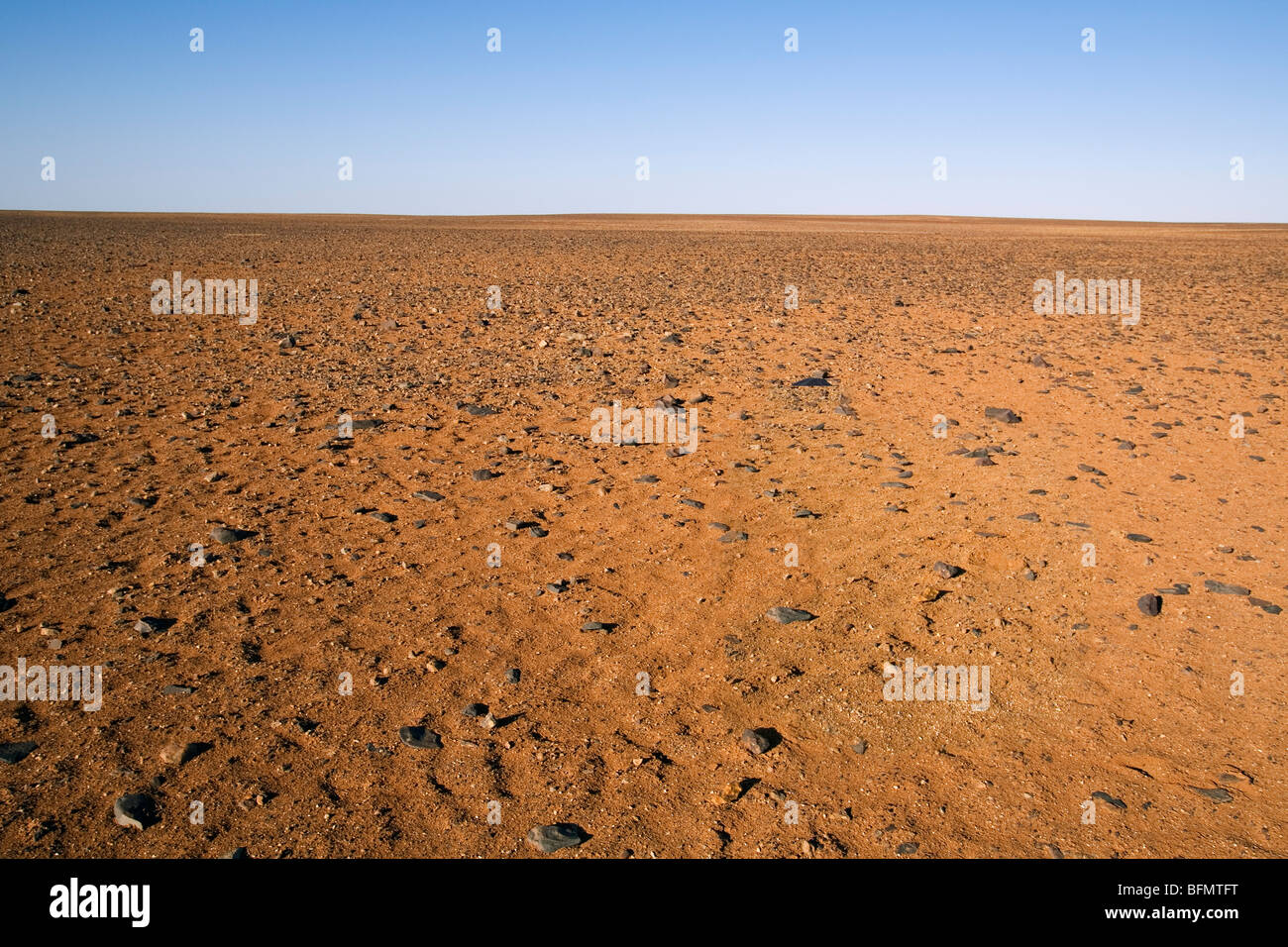 Australia, South Australia, Coober Pedy.  The lunar-like desert landscape of the Moon Plain, near Coober Pedy Stock Photo