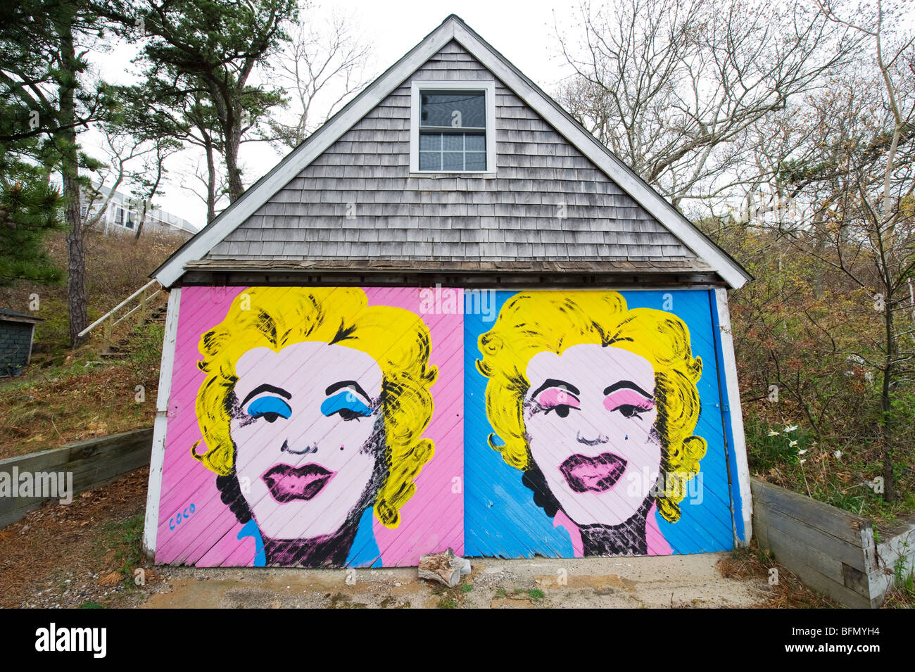 USA, Massachussets, Cape Cod, garage door painted with Marilyn Monroe face Stock Photo