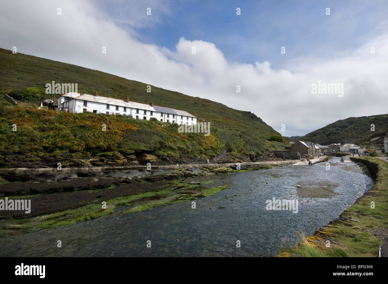 A row of terraced cottages at Boscastle near Wadebridge, North Cornwall. Stock Photo