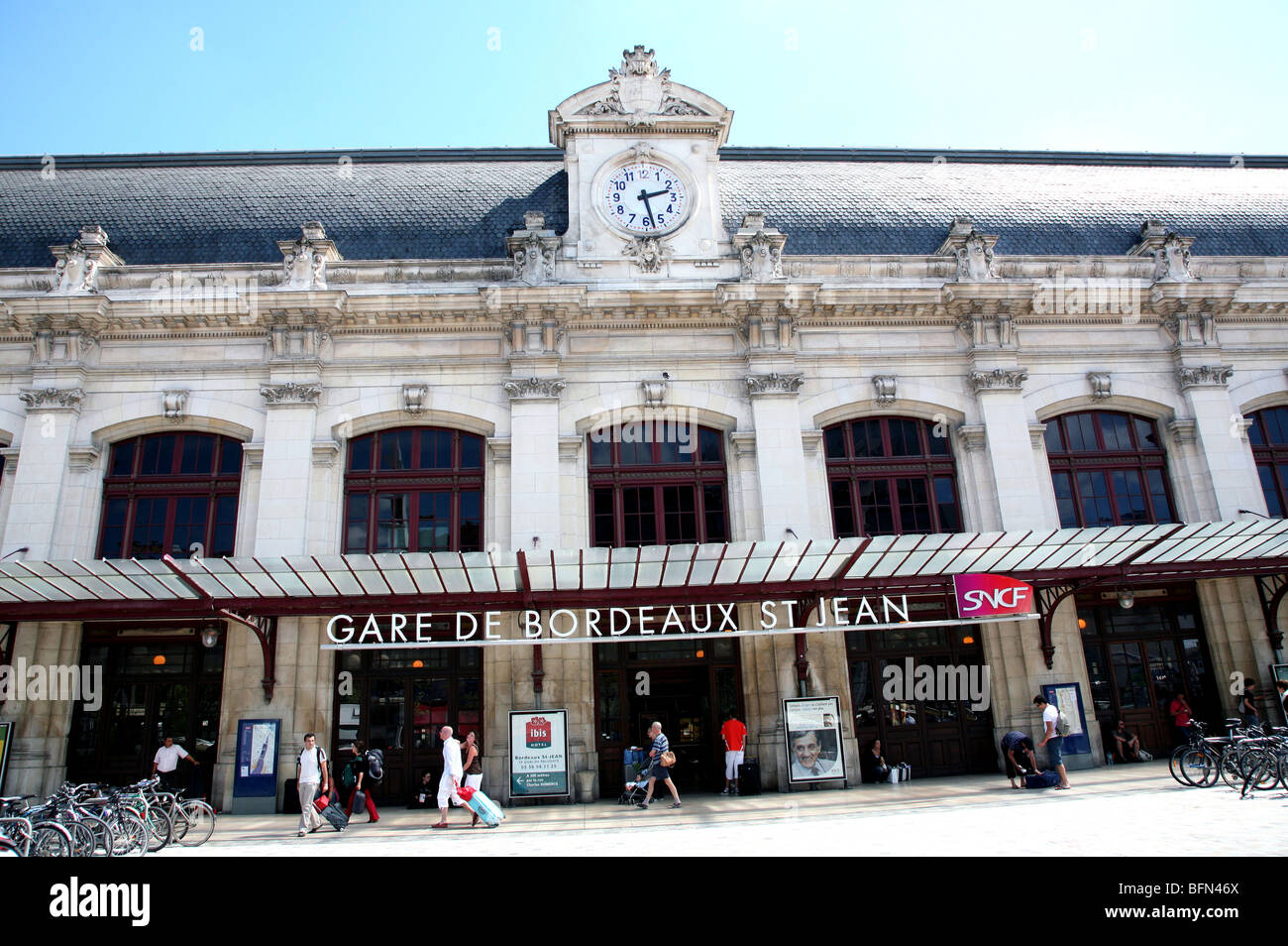 Gare de bordeaux st jean hi-res stock photography and images - Alamy