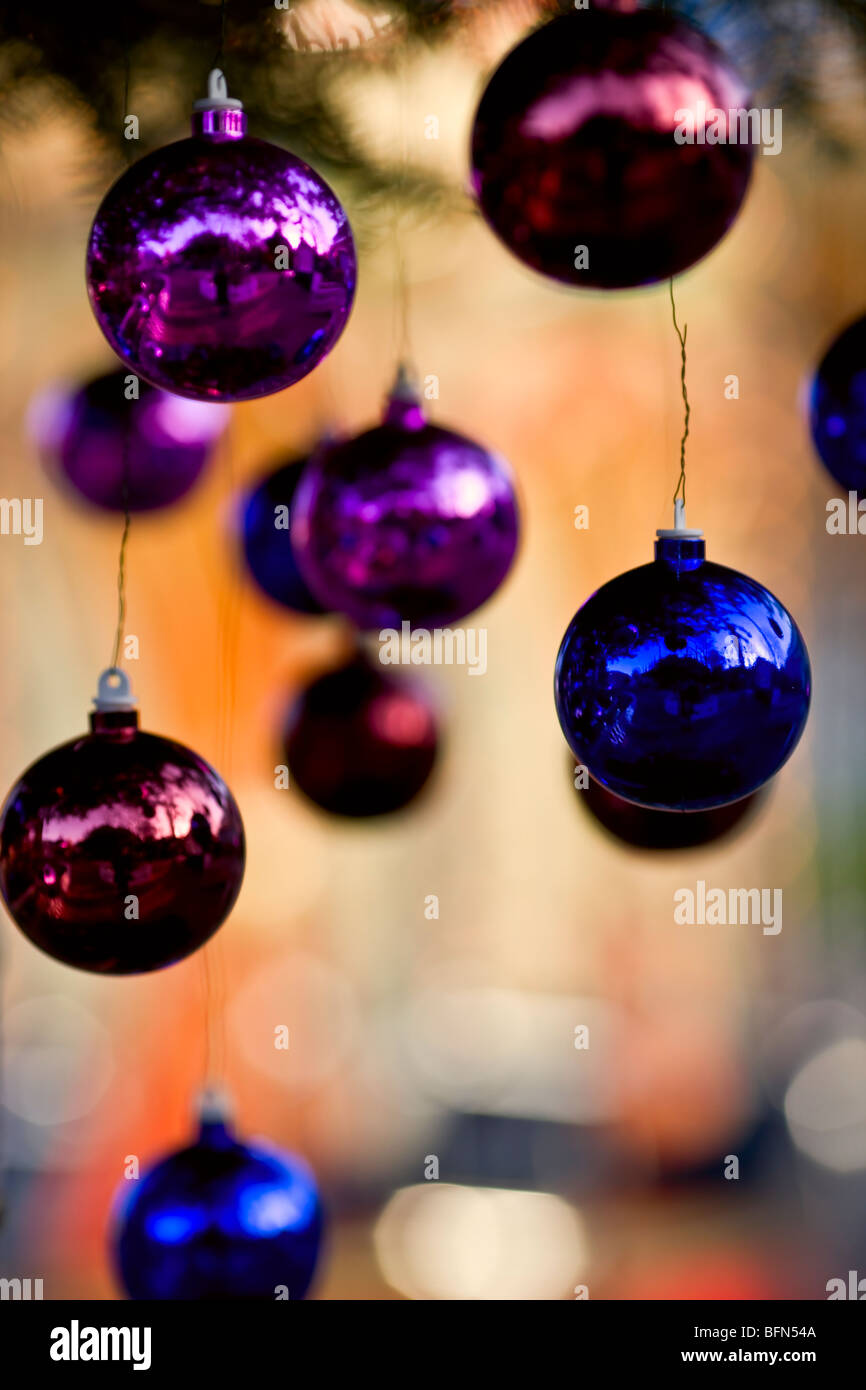 Purple globes hires stock photography and images Alamy