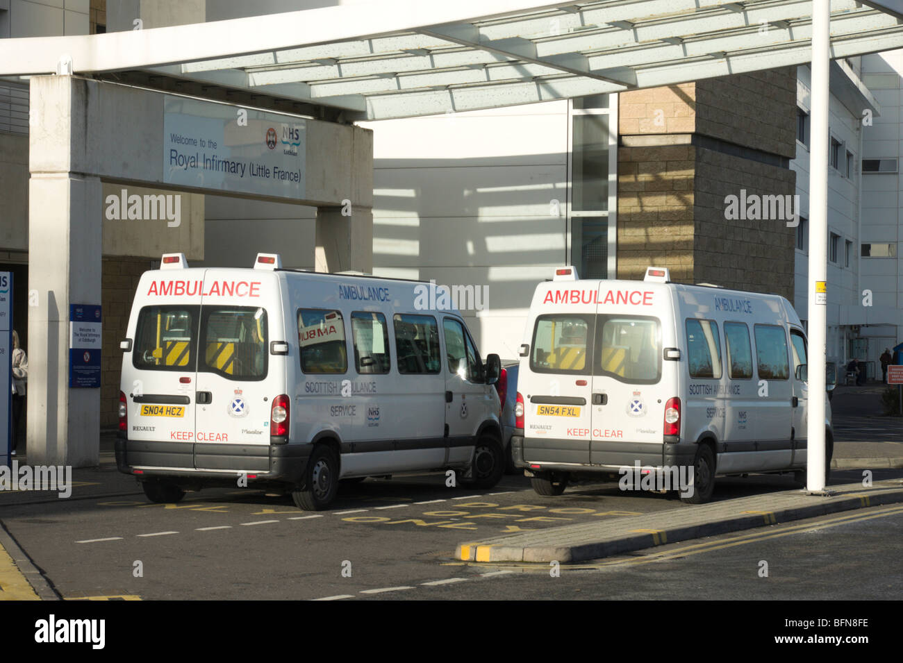 The south entrance of Edinburgh Royal Infirmary Scotland with ambulances Stock Photo