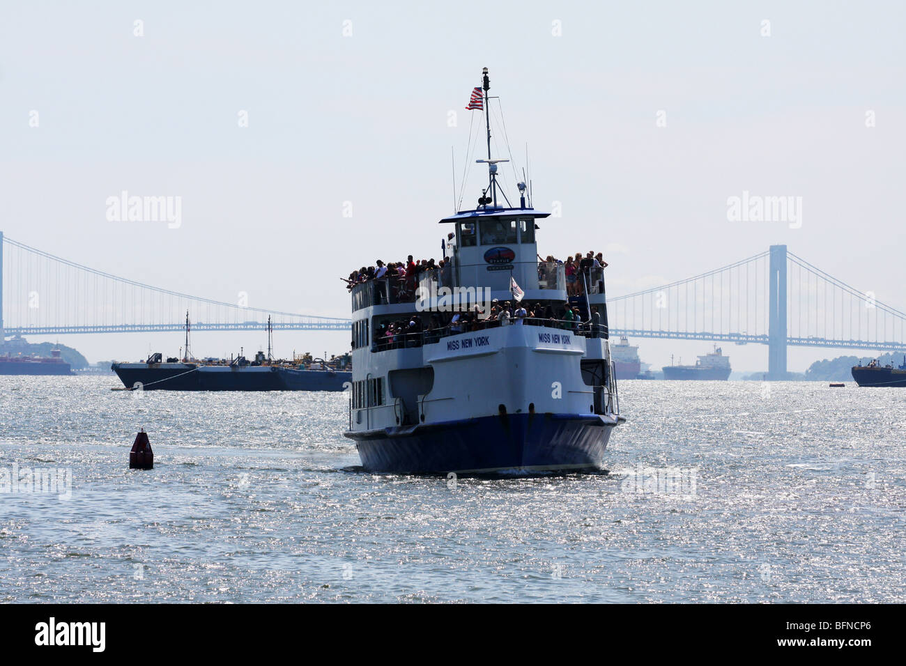 Battery Park Ferry across to Statue of liberty, Ellis Island