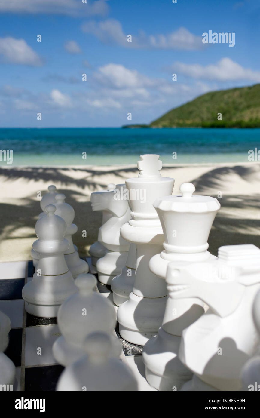 Playing chess at the beach hi-res stock photography and images - Alamy