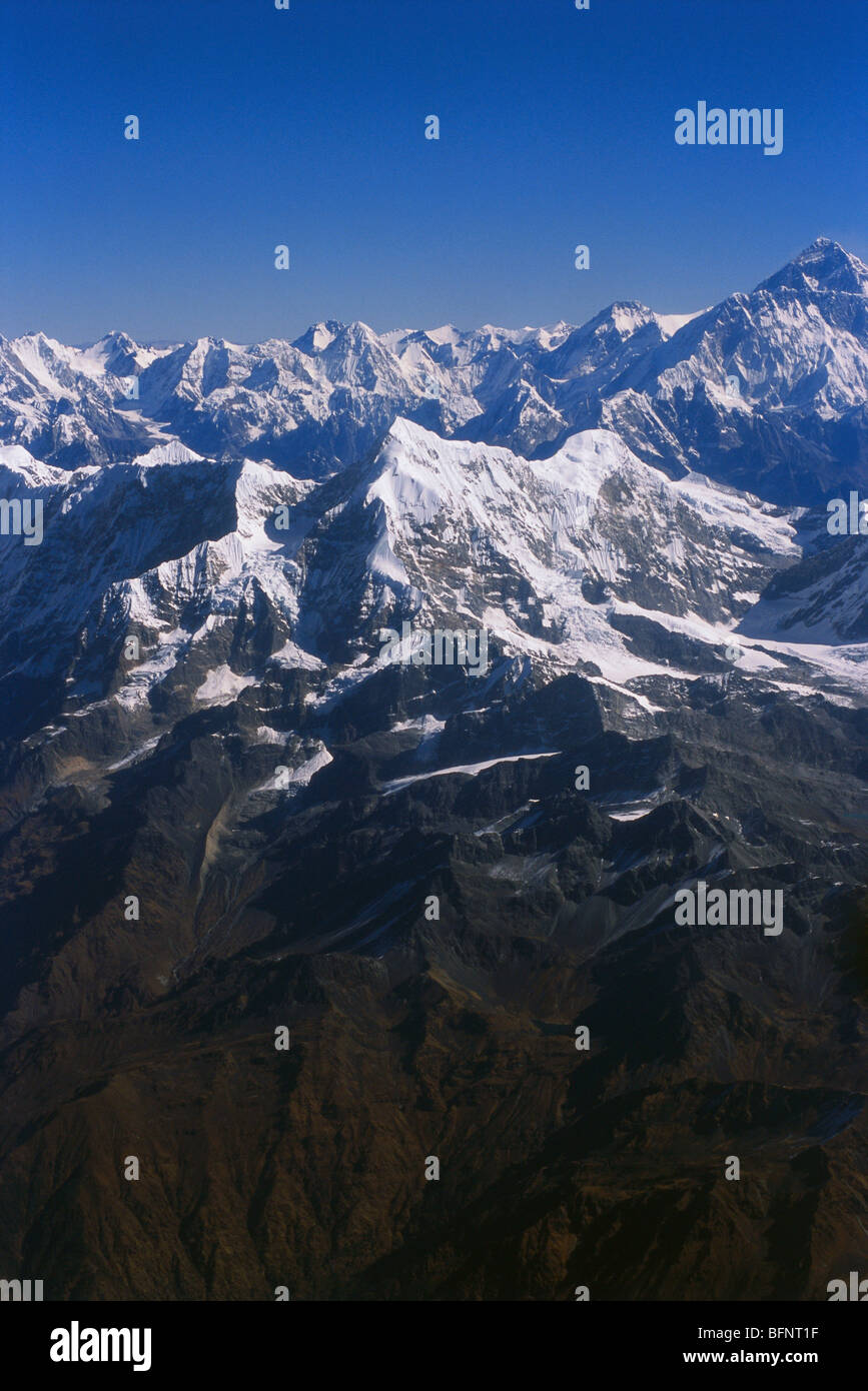 Mount everest aerial hi-res stock photography and images - Alamy