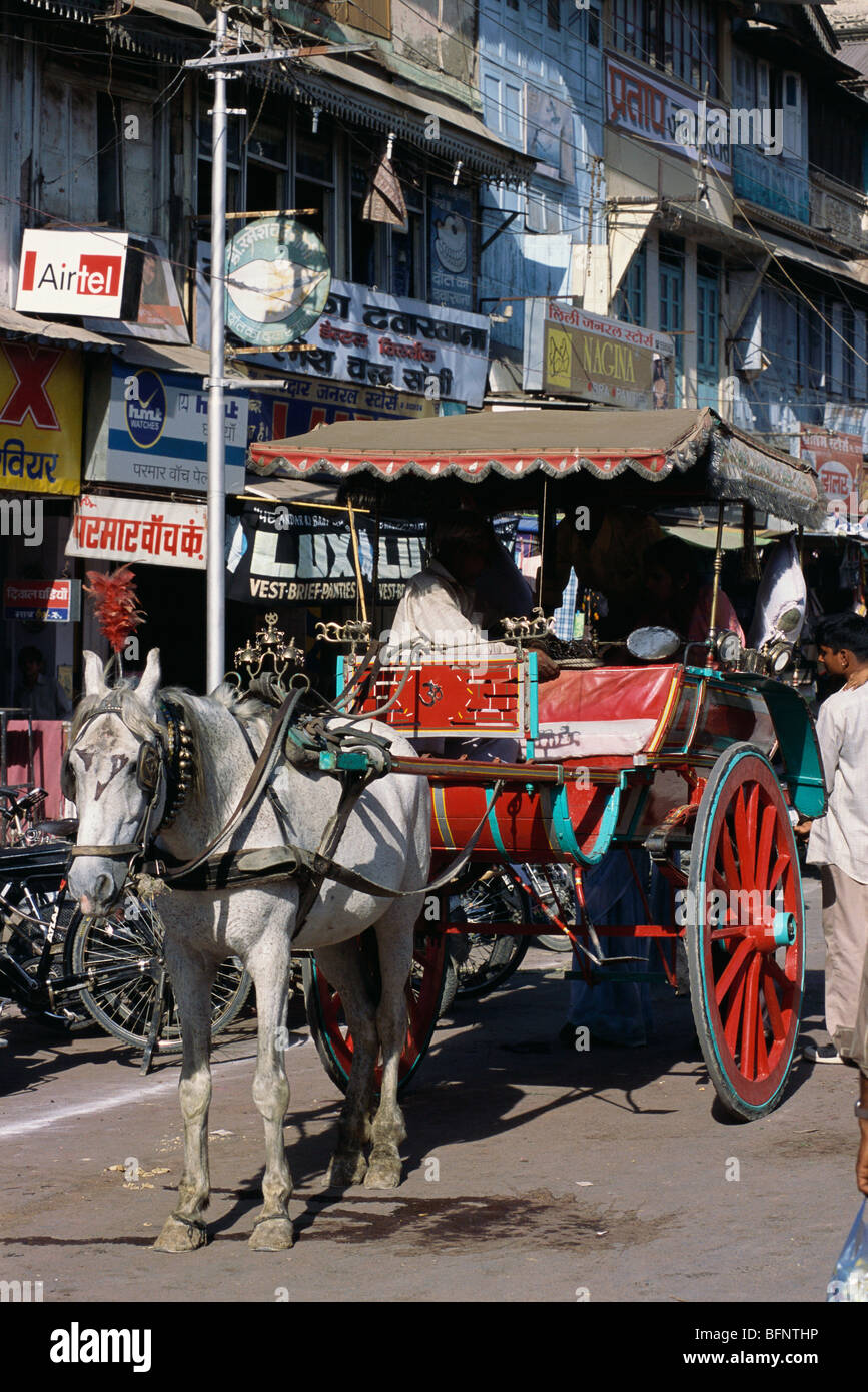 Tanga ; Horse Carriage ; Tonga ; Ujjain ; Madhya Pradesh ; India ; asia Stock Photo