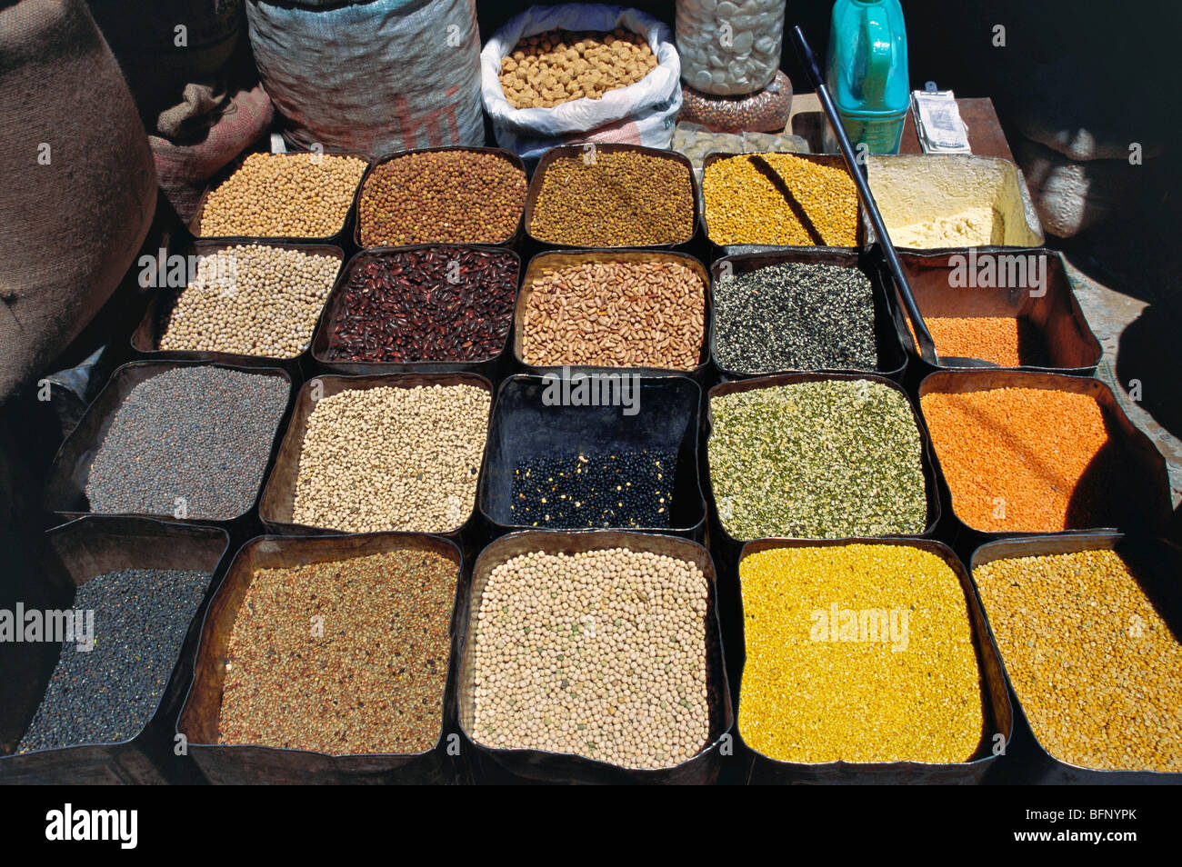 Kirana shop hires stock photography and images Alamy