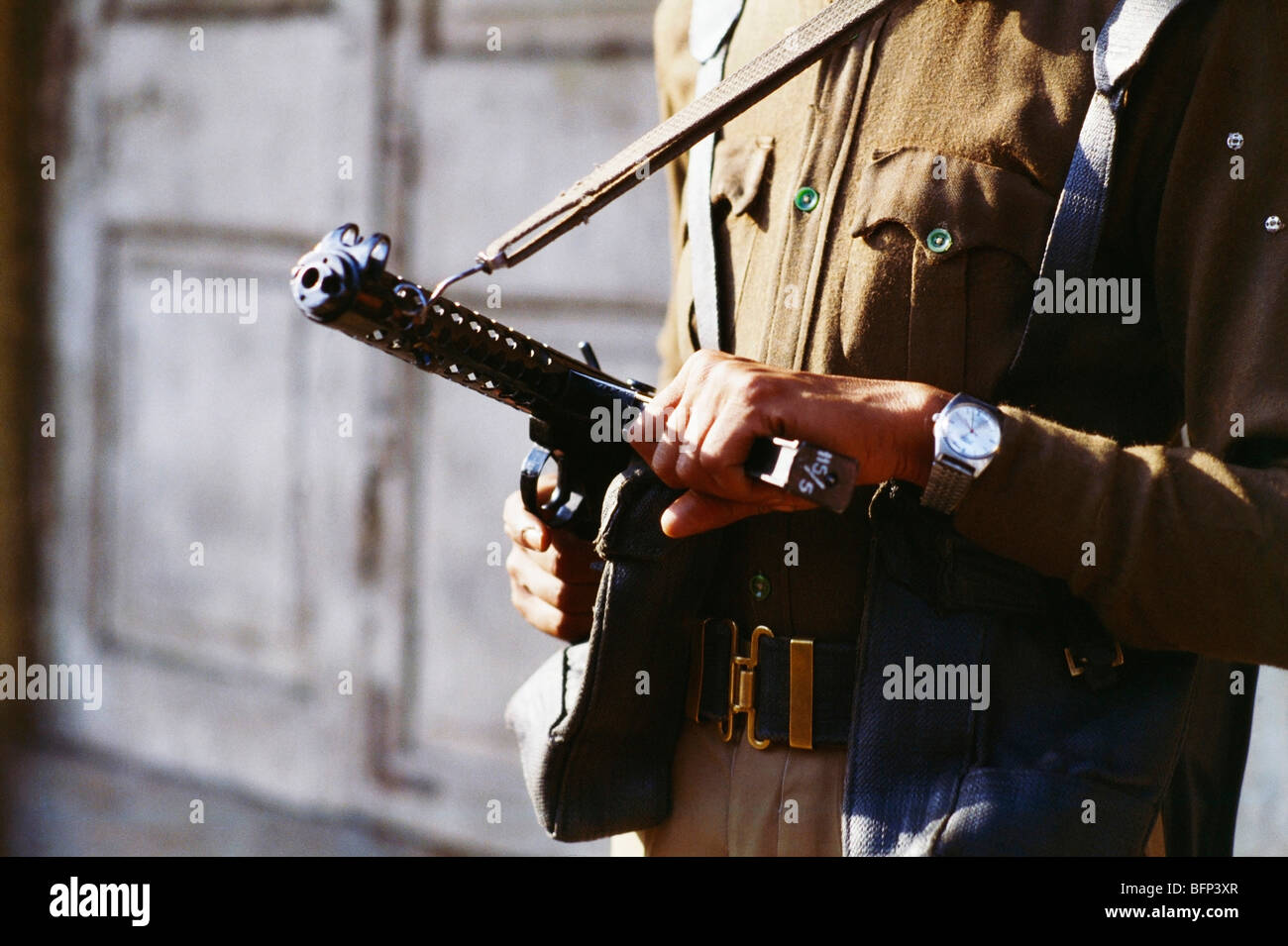Indian Army Soldier Gun High Resolution Stock Photography and Images