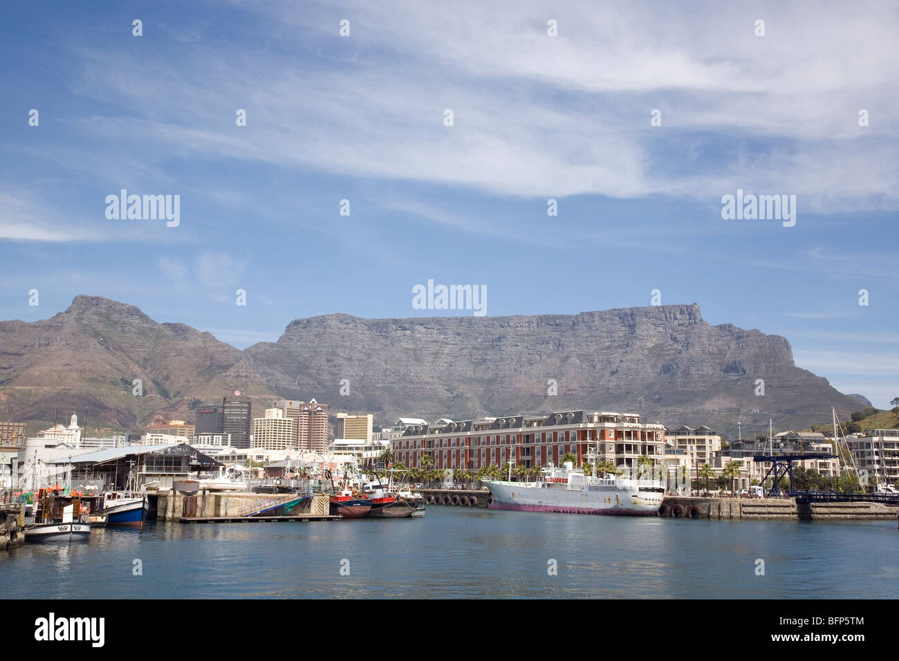 Cape Town Harbour - Table Mountain at the  back Stock Photo