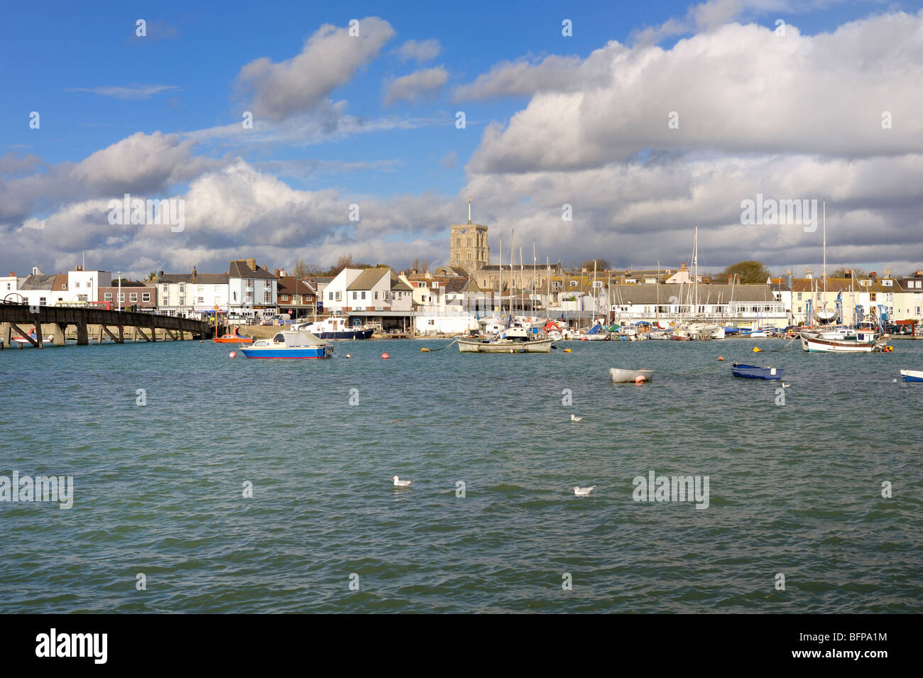 Looking across the Adur estuary towards Shoreham town Stock Photo - Alamy