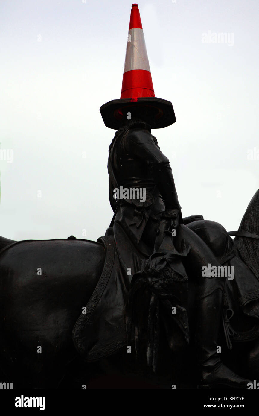 Traffic cone glasgow hires stock photography and images Alamy