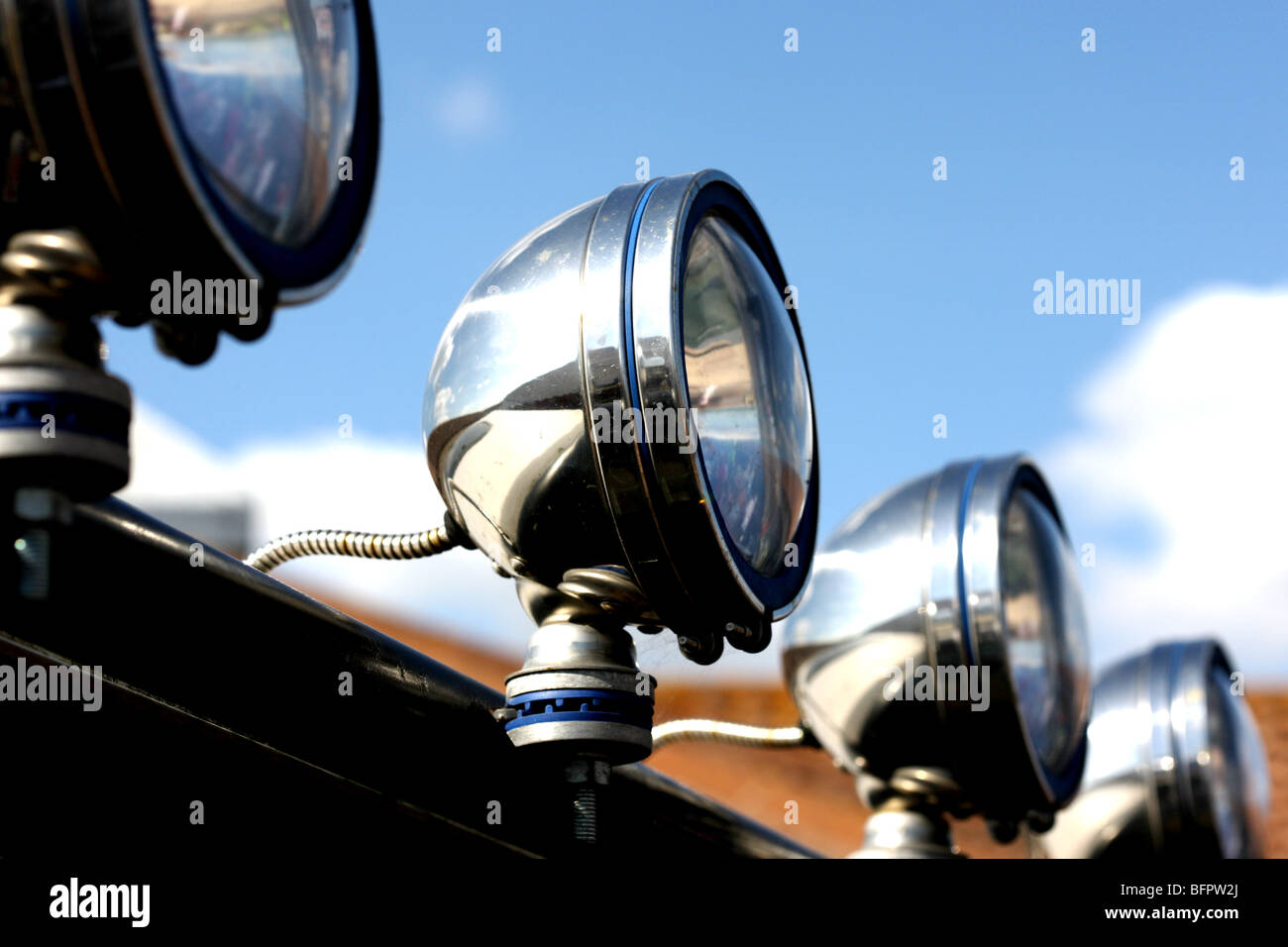 Roof mounted spotlights hires stock photography and images Alamy