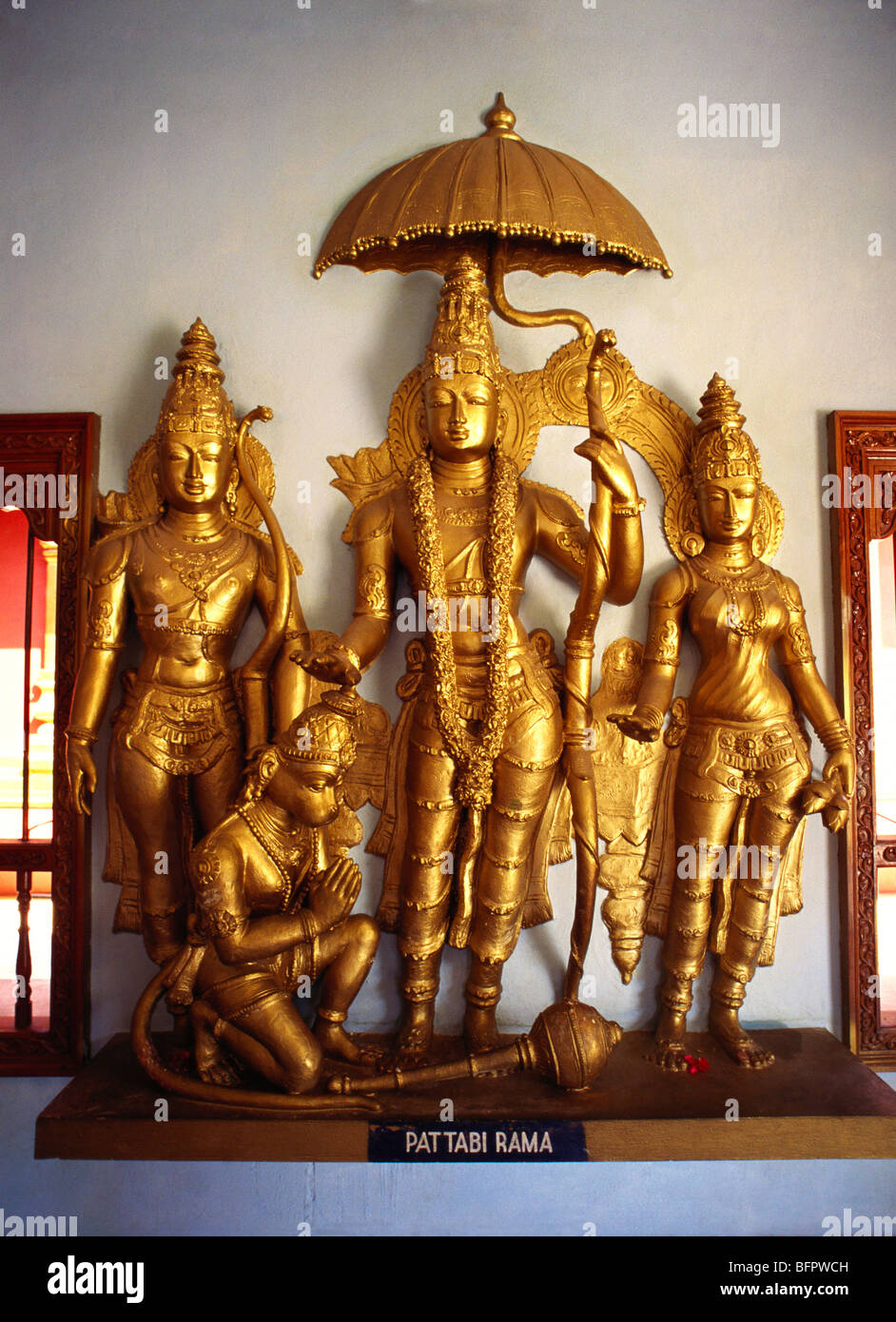MAA 66432 : Ram Lakshman Sita and Hanuman stucco work in Sri Gokarnanatha temple ; Mangalore ; Karnataka ; India Stock Photo
