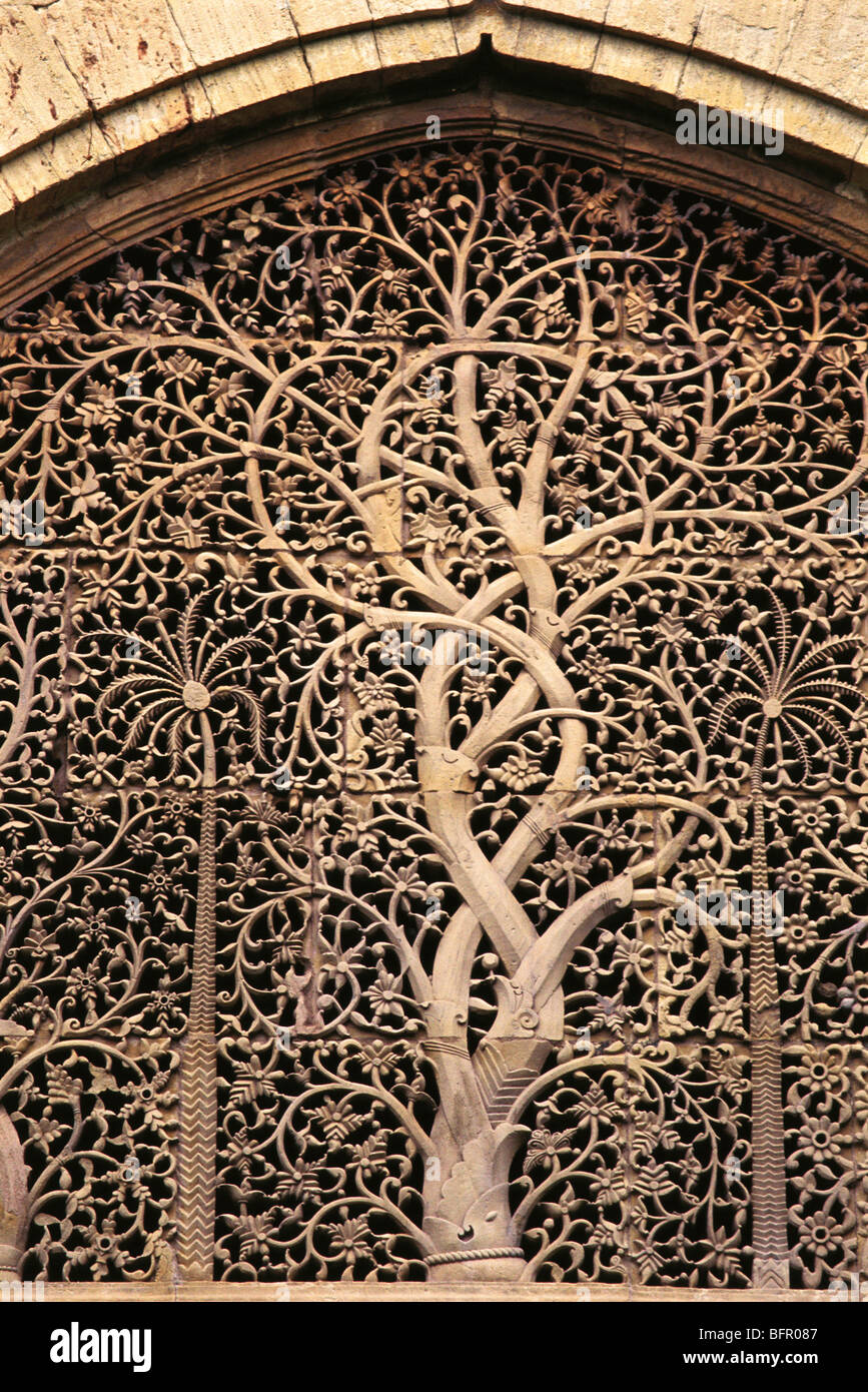 Tree of life Jali in Sidi Saiyyed Mosque, Sidi Saiyyid ni Jali, Ahmedabad,  Gujarat, India, Asia Stock Photo - Alamy