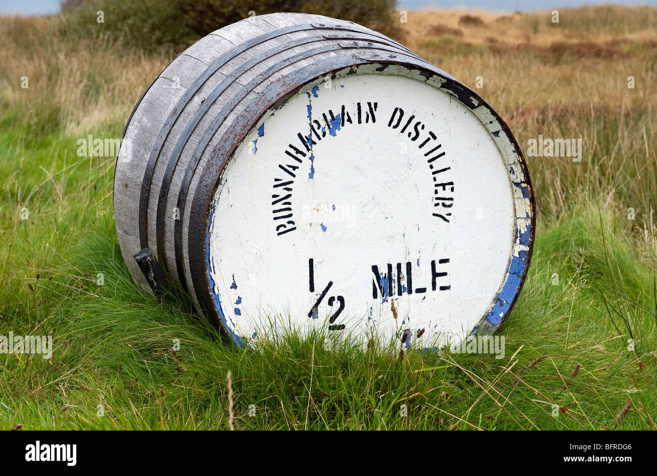 bunnahabhain-malt-whisky-distillery-direction-sign-islay-scotland