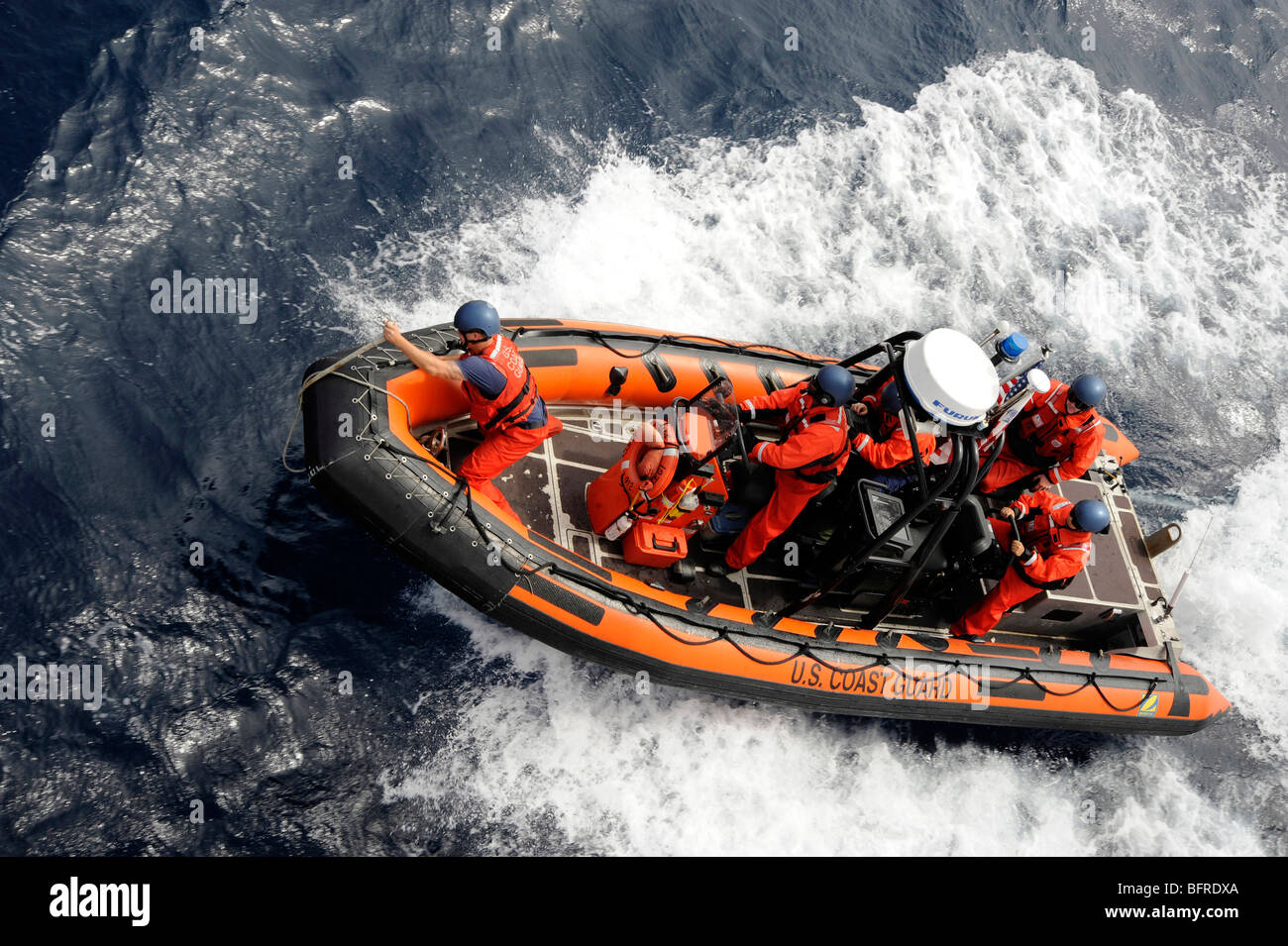 Speed boat rescue hi-res stock photography and images - Alamy