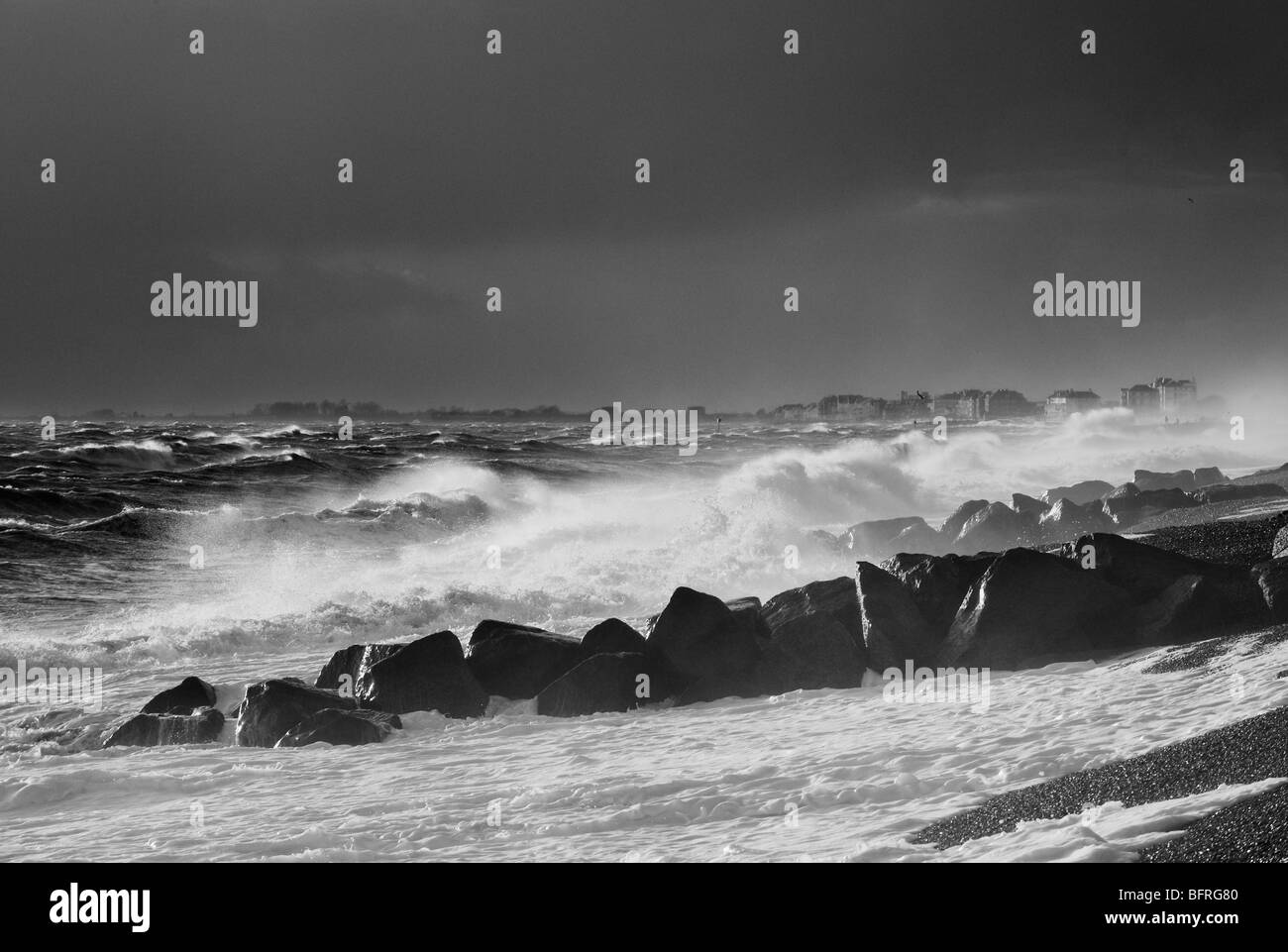 Uk stormy seas hi-res stock photography and images - Alamy