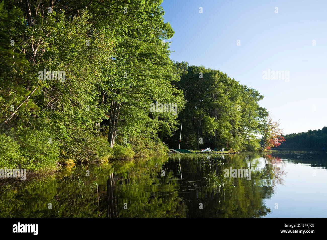 View no name pond near hires stock photography and images Alamy