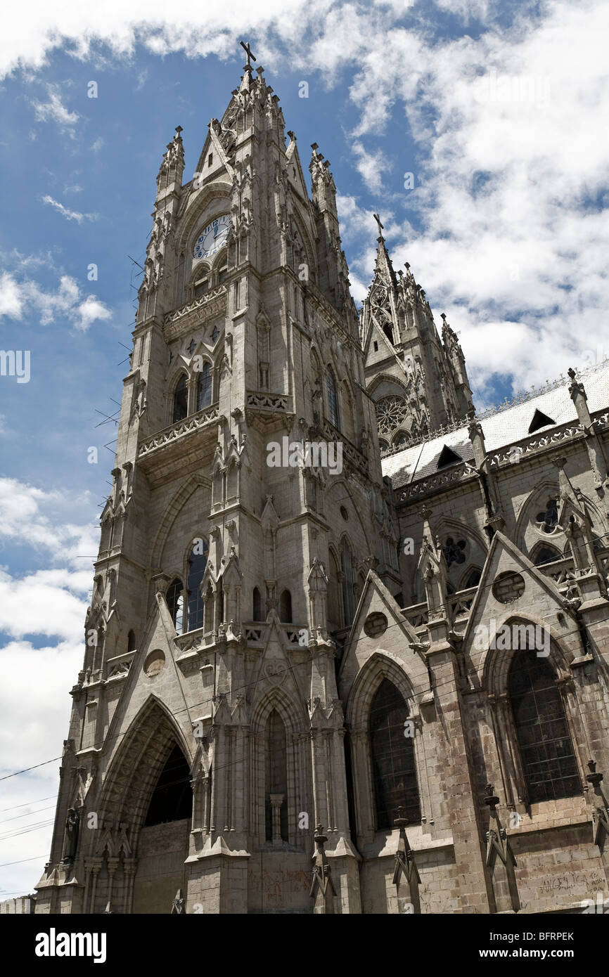 La Basílica del Voto Nacional, Quito, Ecuador Stock Photo