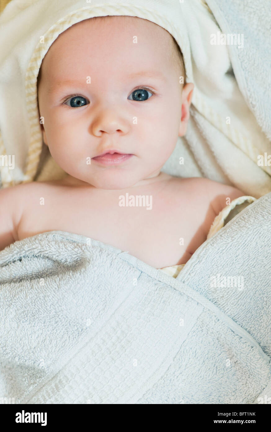 Little girl wrapped in towel hires stock photography and images Alamy