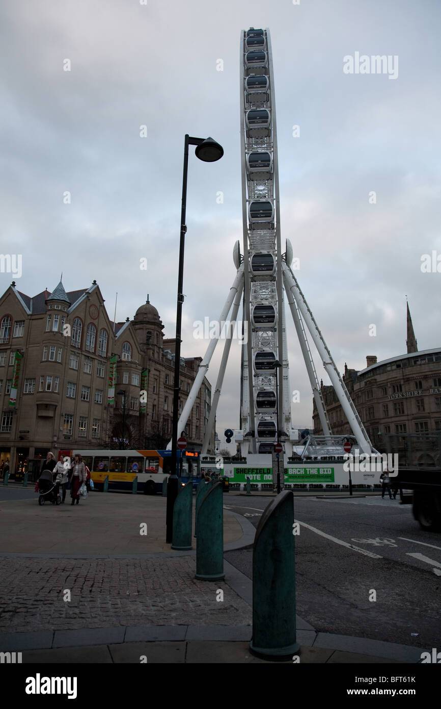 The big wheel, the Sheffield Eye, on Fargate, Sheffield, South Yorkshire Stock Photo Alamy