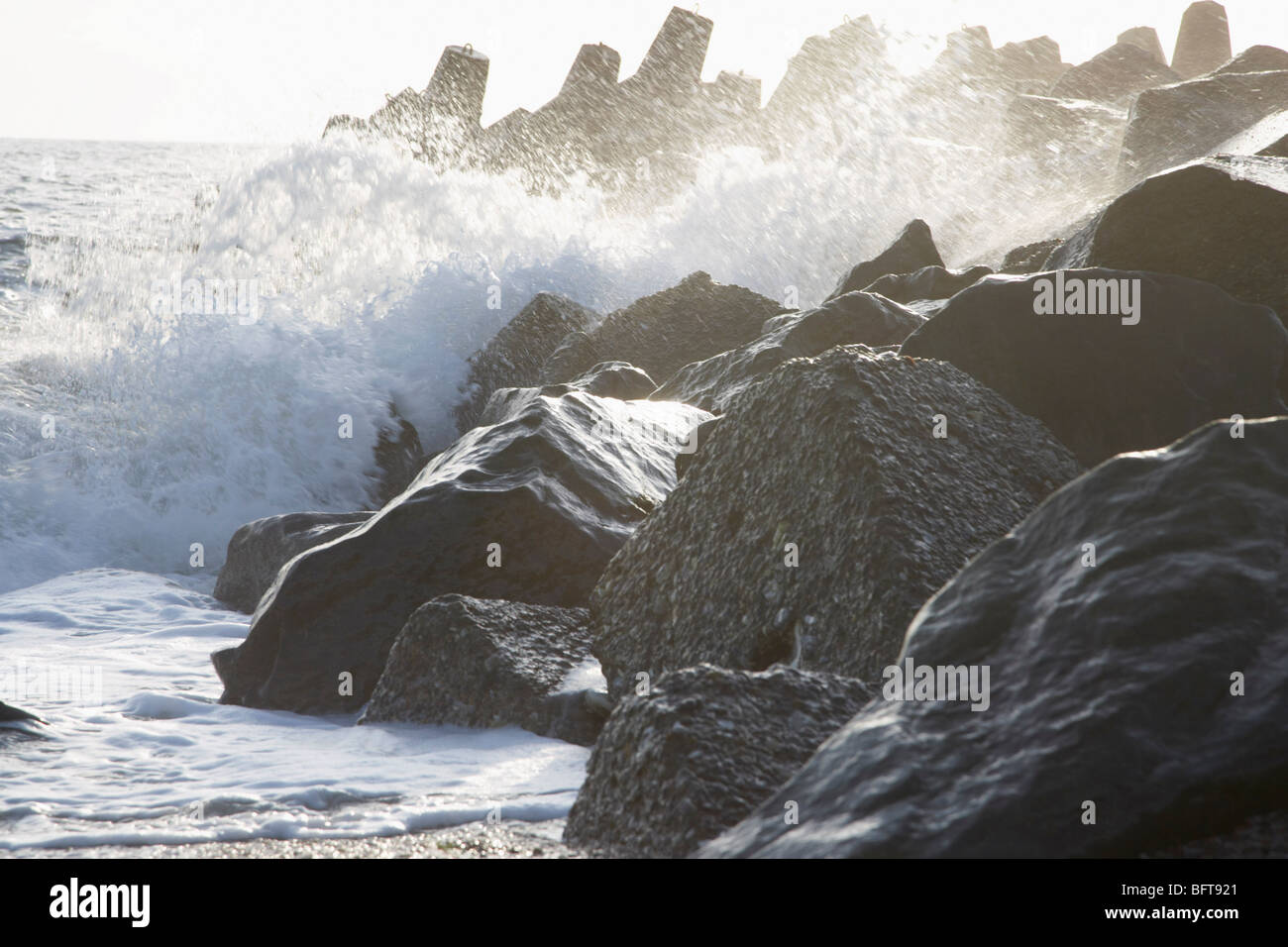 Gorgeous ocean waves crashing hi-res stock photography and images - Alamy