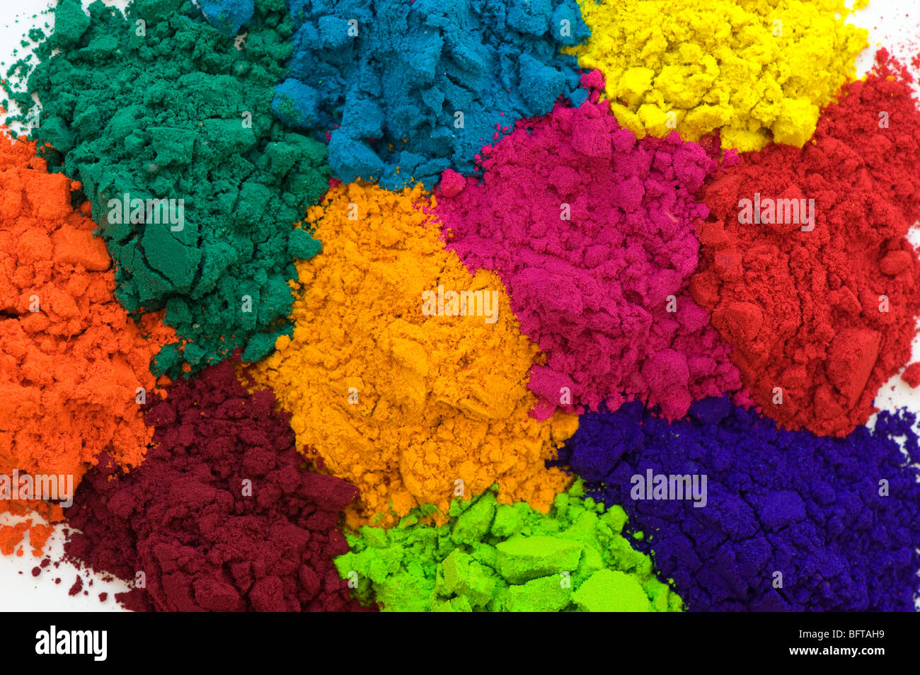 Making rangoli pattern hires stock photography and images Alamy