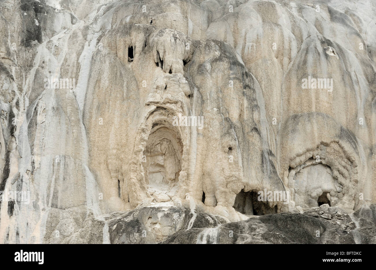 Travertine formations at Mound Terrace, Yellowstone National Park, Wyoming, USA Stock Photo