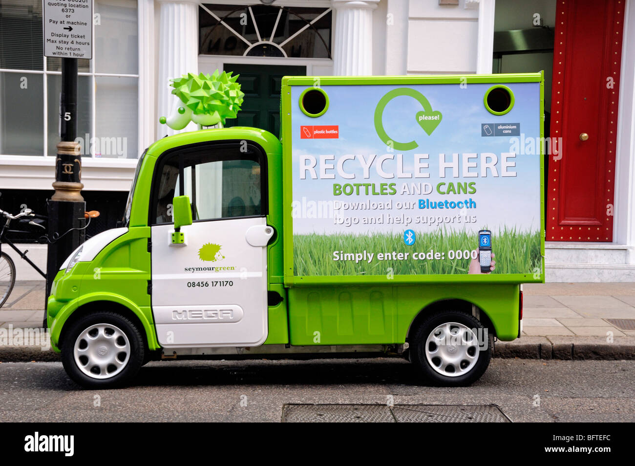 Recycling van hi-res stock photography and images - Alamy