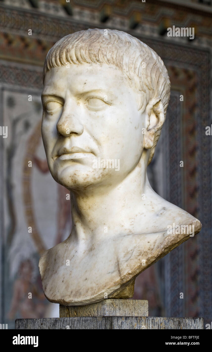 Roman bust man hires stock photography and images Alamy