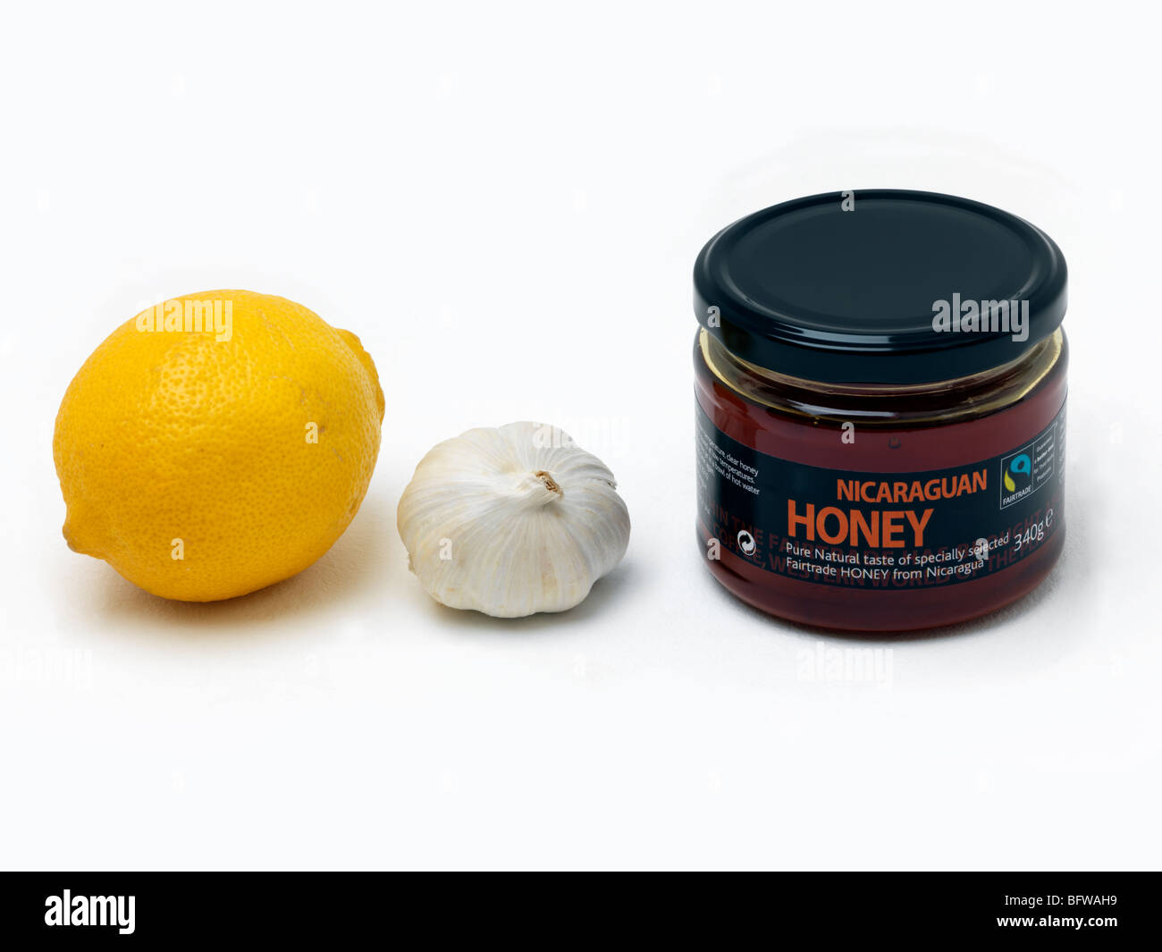 Cold Cure Lemon Garlic and Honey Stock Photo Alamy