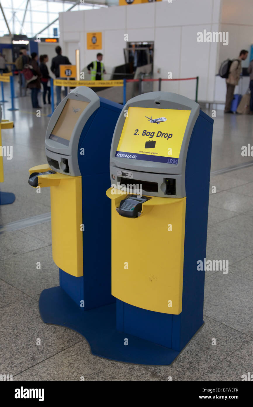 self-service check-in kiosks at London Stansted airport Stock Photo