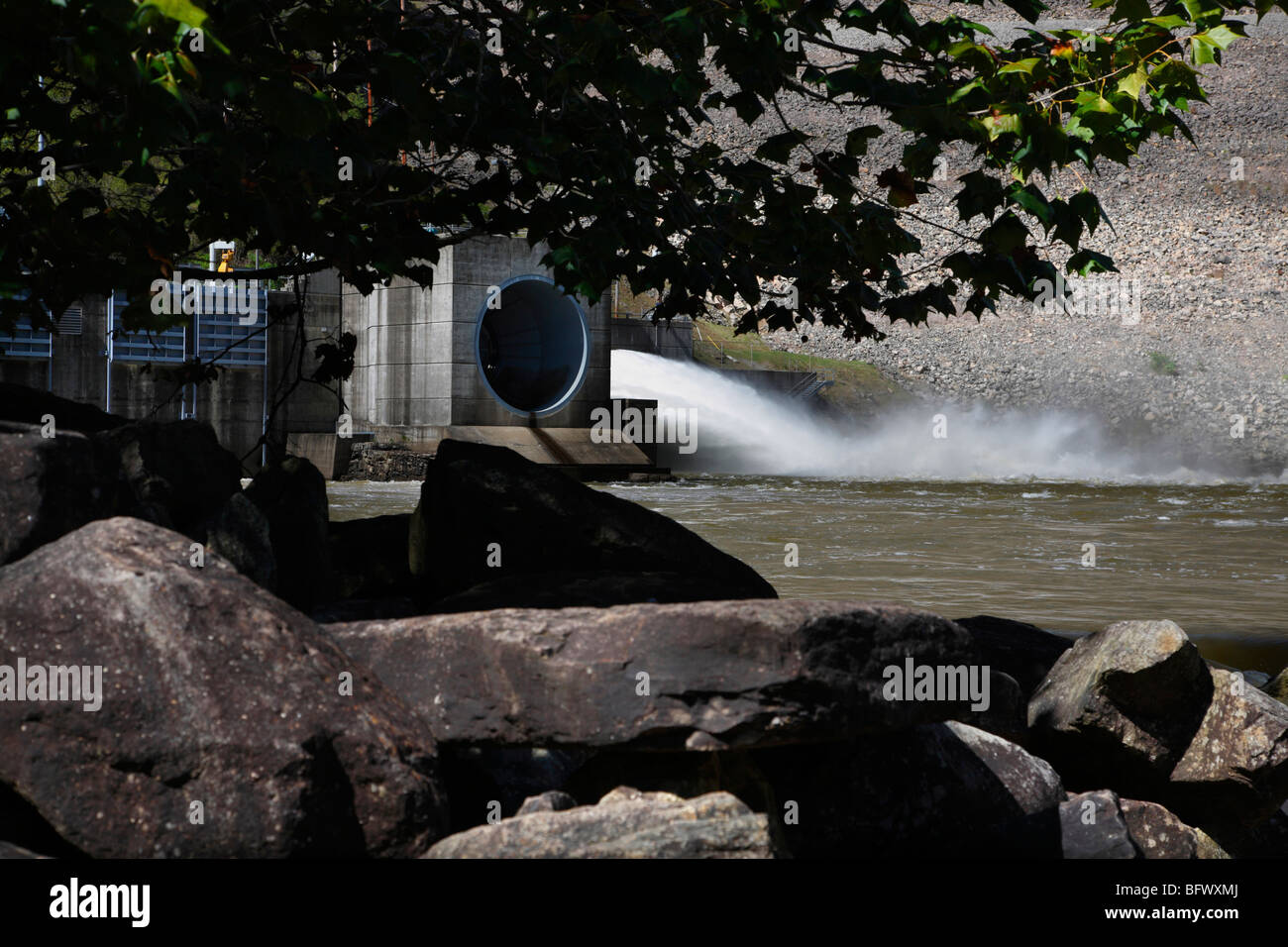Gauley river Summersville Dam USA West Virginia USA hi-res Stock Photo