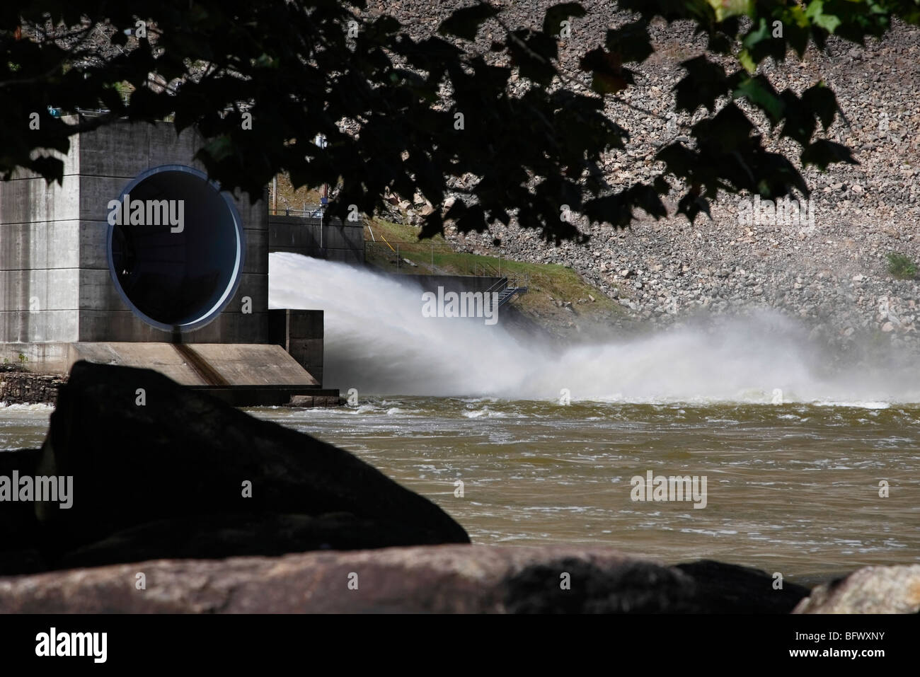 Gauley river Summersville Dam USA West Virginia USA hi-res Stock Photo