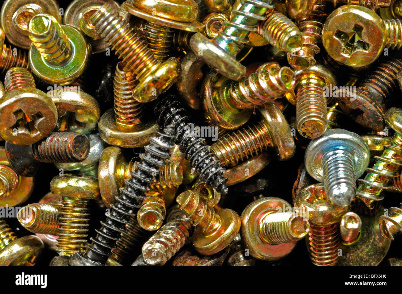 Screw loose hires stock photography and images Alamy