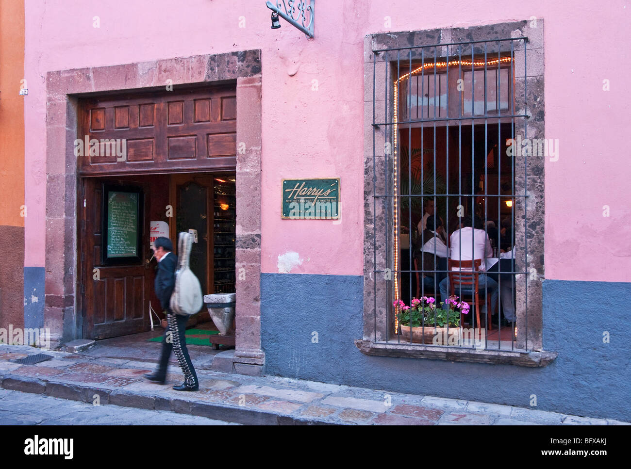 San Miguel de Allende expatriot favorite Harry's New Orleans Cafe and Oyster Bar Stock Photo