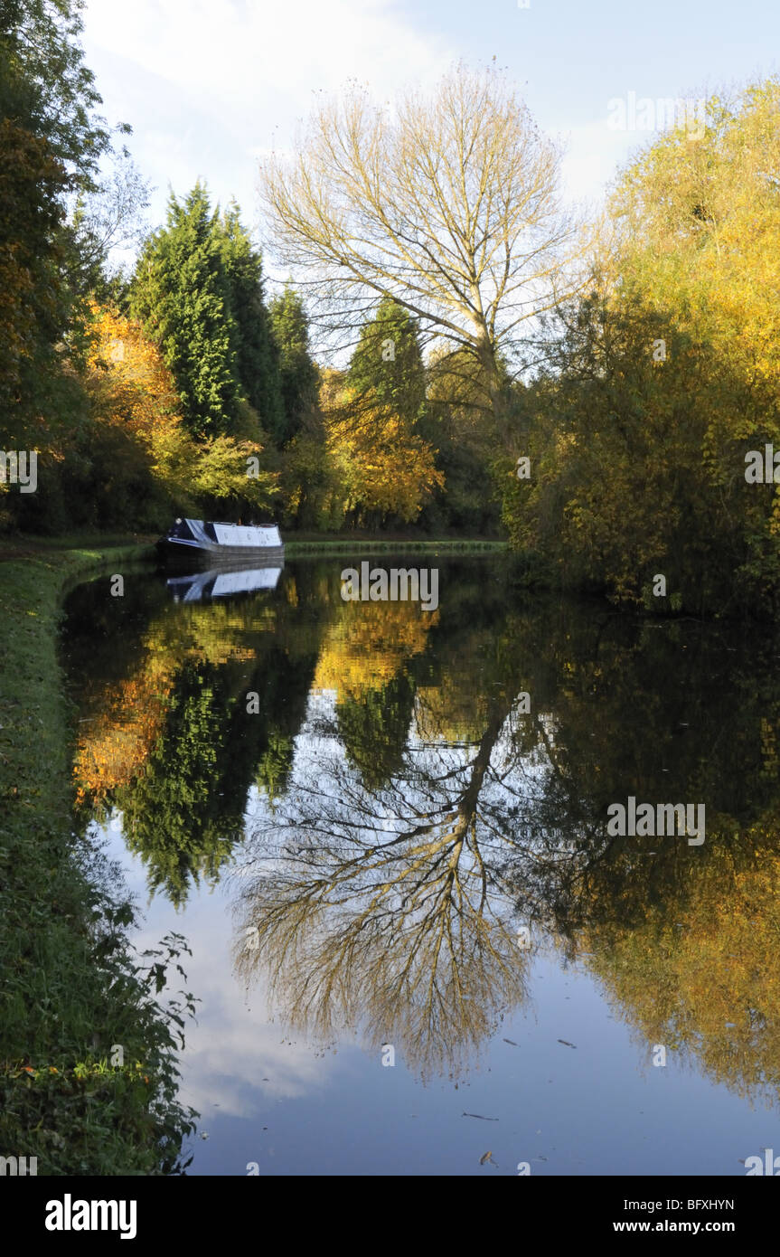 Autumn scenes on the Grand Union Canal in Hertfordshire, UK. Stock Photo