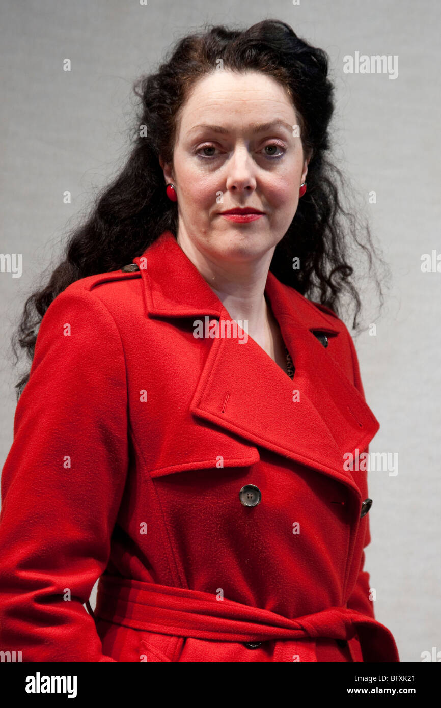 Actress Derbhle Crotty as Mona in The Gigli Concert Stock Photo - Alamy