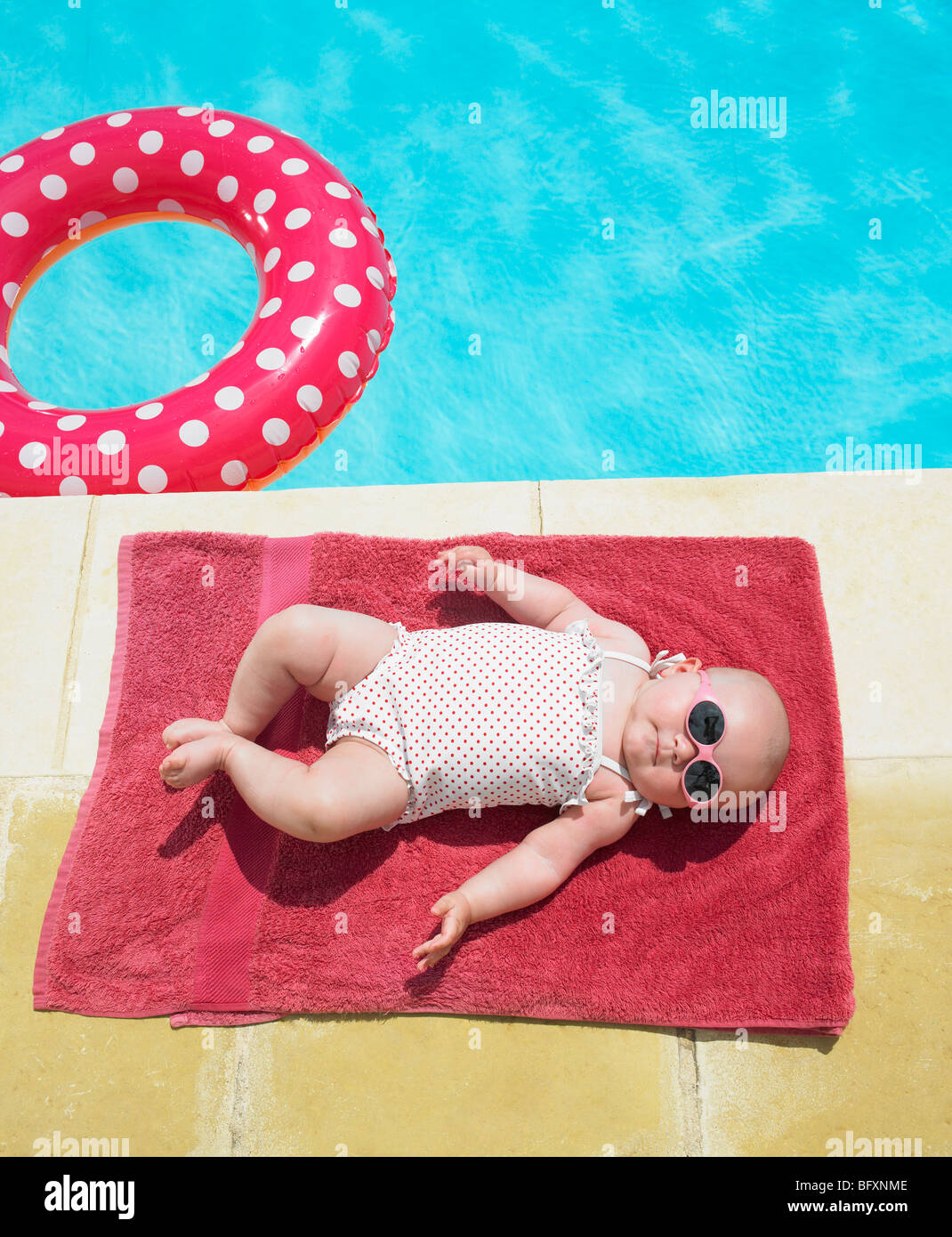 Children Sunbathing High Resolution Stock Photography and Images Alamy