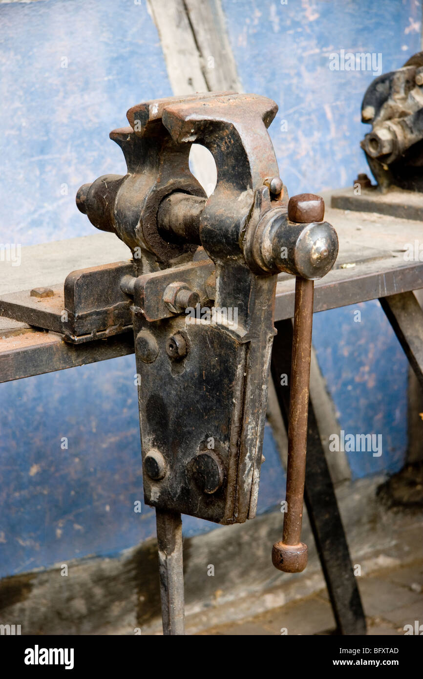 Old Metal Vice On A Bench Stock Photo 27020069 Alamy