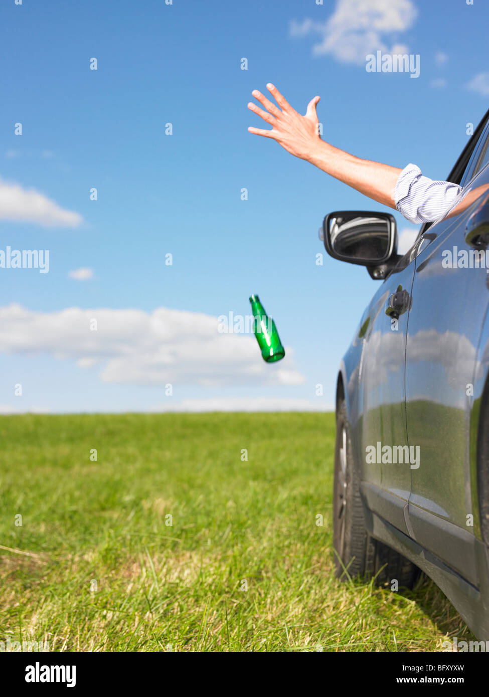 Throwing litter car hires stock photography and images Alamy