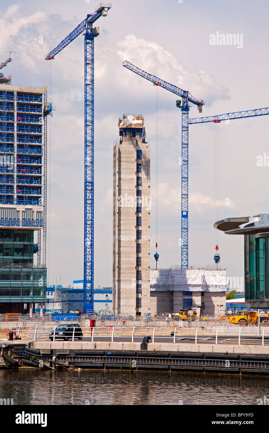 Building work in progress hi-res stock photography and images - Alamy