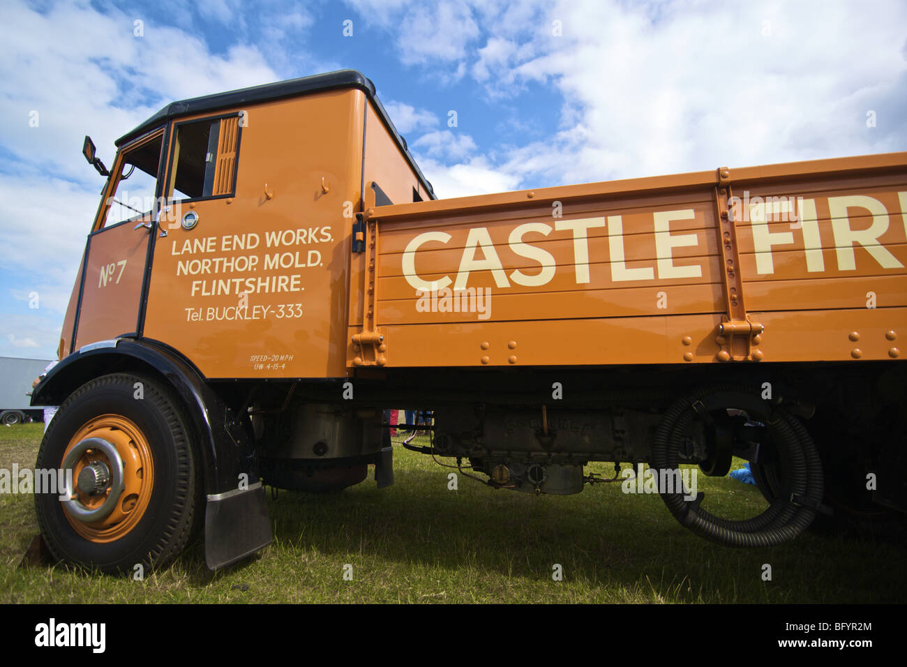 A 1937 Castle Fire Brick Company Sentinel steam lorry seen at the Hollowell Steam Rally in 2009 Stock Photo
