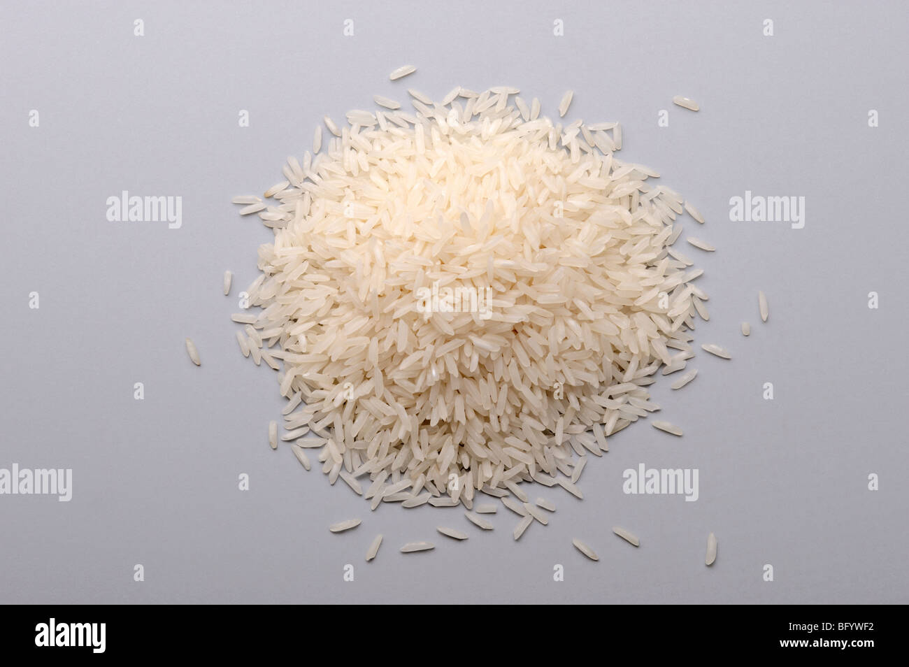 Pile of Jasmin rice, uncooked Stock Photo Alamy